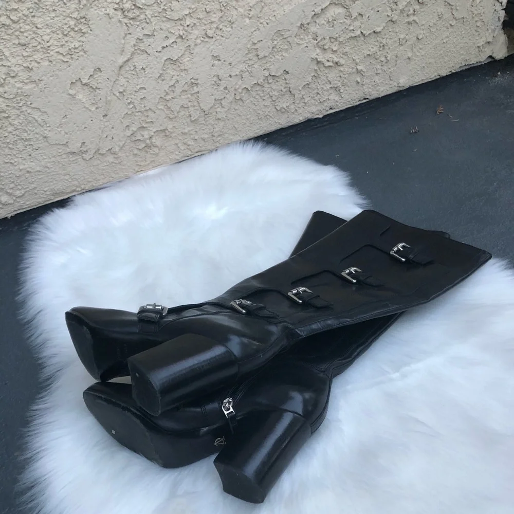 VINCE CAMUTO KYRIA TALL BOOTS